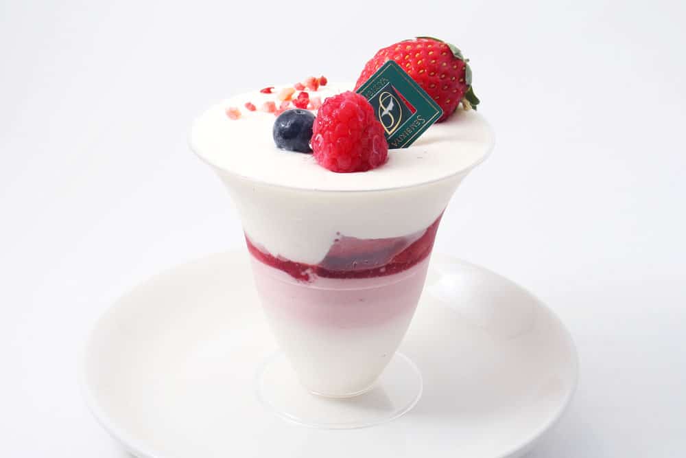 SS_s_isetan_strawberryrennyuuparfait